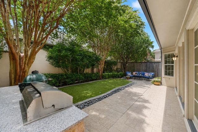 7615 E Jordan Cove, Houston, TX 77055