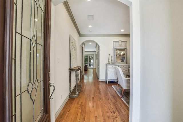 7615 E Jordan Cove, Houston, TX 77055