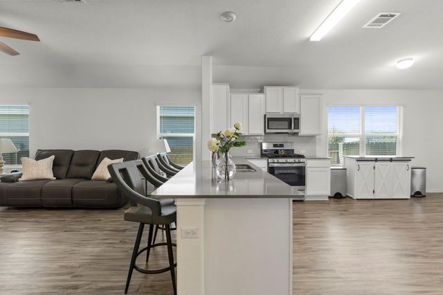 200 High Plains PASS, Liberty Hill, TX 78642