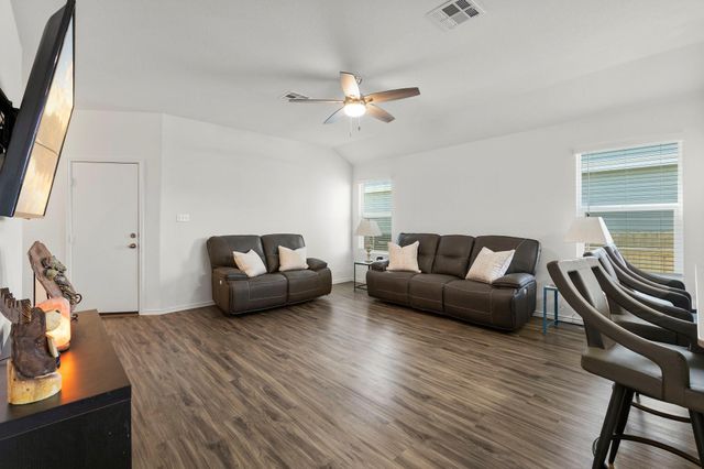 200 High Plains PASS, Liberty Hill, TX 78642