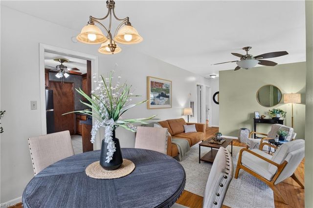 130 Albany DR, Hampton, VA 23666