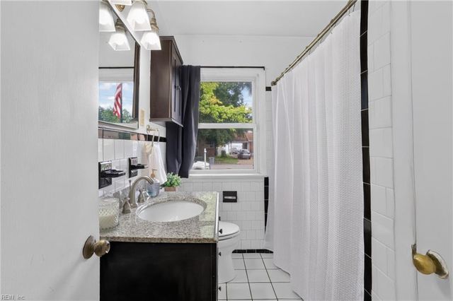130 Albany DR, Hampton, VA 23666