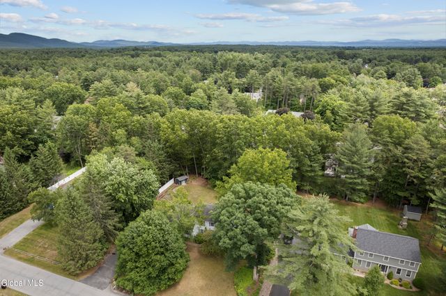 13 Sugar Pine Road, Queensbury, NY 12804