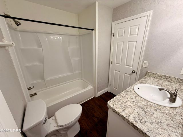 23 Springwood Square, Port Orange, FL 32129