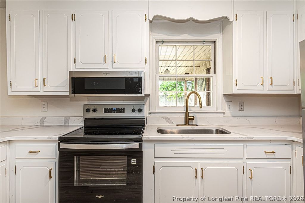 1602 Ferndell Drive, Fayetteville, NC 28314 — photo 11