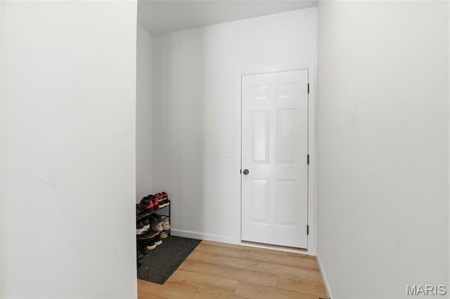 138 Rhythm Point Drive, St Peters, MO 63376