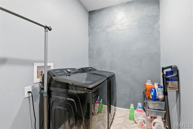 138 Rhythm Point Drive, St Peters, MO 63376