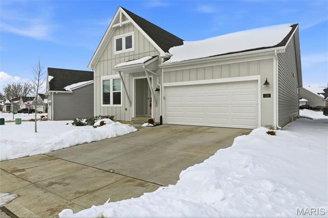 138 Rhythm Point Drive, St Peters, MO 63376