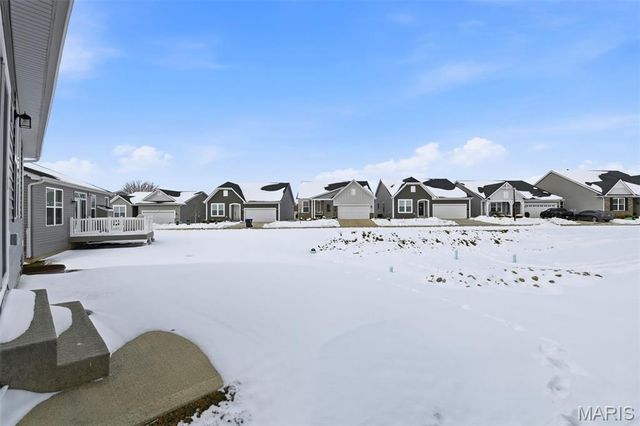 138 Rhythm Point Drive, St Peters, MO 63376