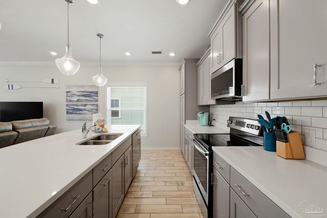 6599 Carlinga Dr, Perdido Key, FL 32507