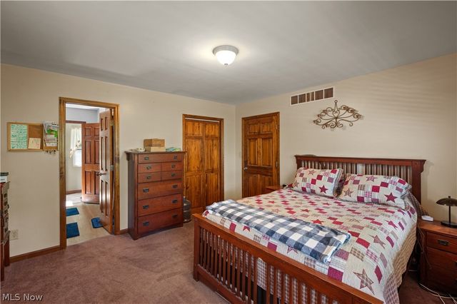 26601 Huckleberry Road, Coolville, OH 45723