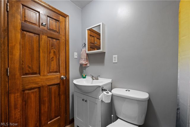 26601 Huckleberry Road, Coolville, OH 45723