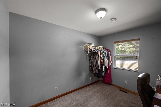 26601 Huckleberry Road, Coolville, OH 45723