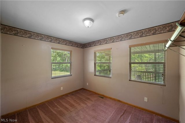 26601 Huckleberry Road, Coolville, OH 45723