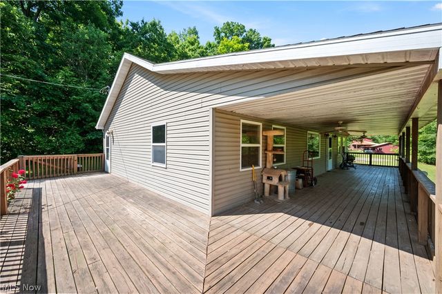 26601 Huckleberry Road, Coolville, OH 45723
