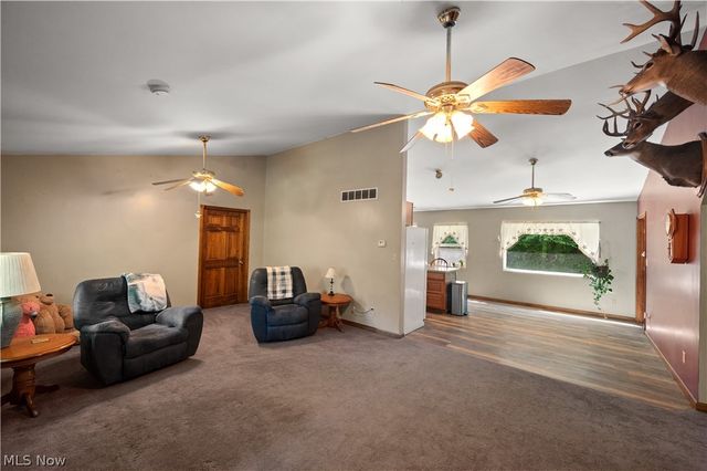 26601 Huckleberry Road, Coolville, OH 45723