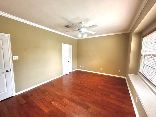 14339 Fair Knoll Way, Houston, TX 77062