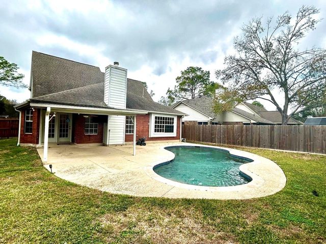 14339 Fair Knoll Way, Houston, TX 77062