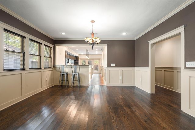 422 S Winnetka Avenue, Dallas, TX 75208