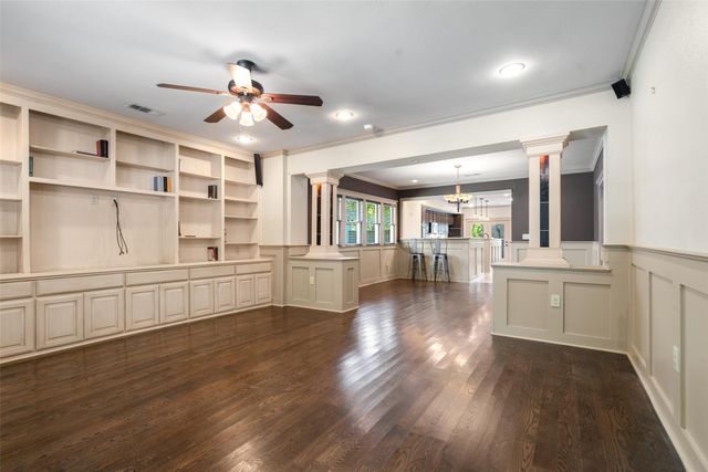 422 S Winnetka Avenue, Dallas, TX 75208