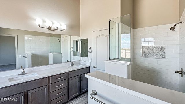 6934 E Vaquero Circle Lot 194, Hereford, AZ 85615