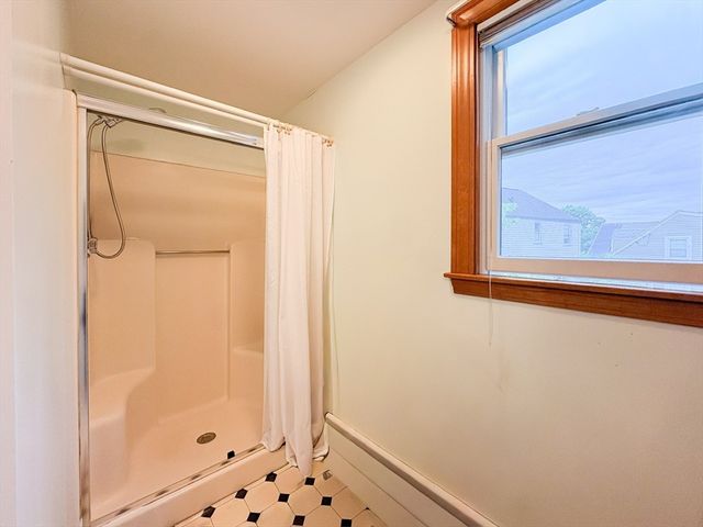 69 Standish Rd, Quincy, MA 02171