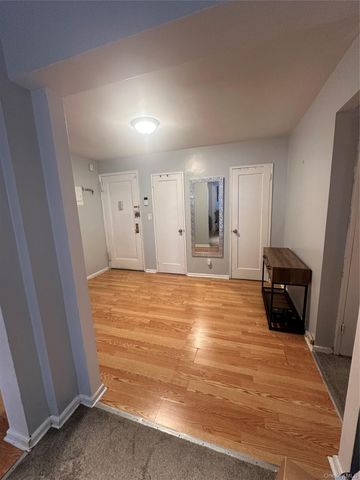 2 FISHER Drive 203, Mount Vernon, NY 10552