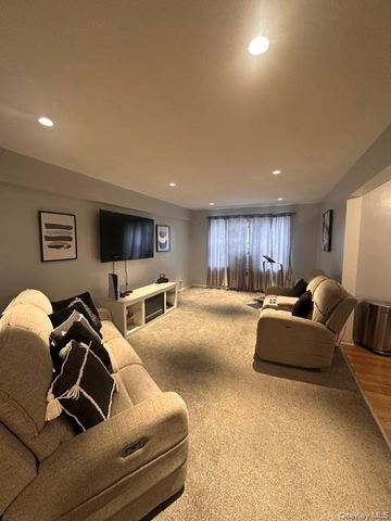 2 FISHER Drive 203, Mount Vernon, NY 10552