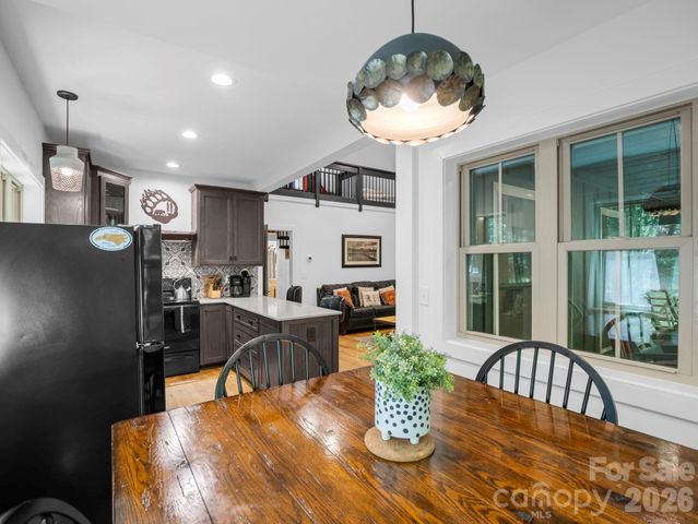 126 Swans Way W, Lake Lure, NC 28746