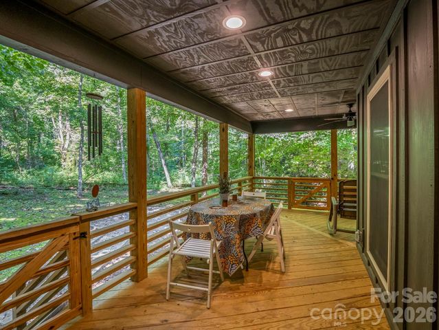 126 Swans Way W, Lake Lure, NC 28746