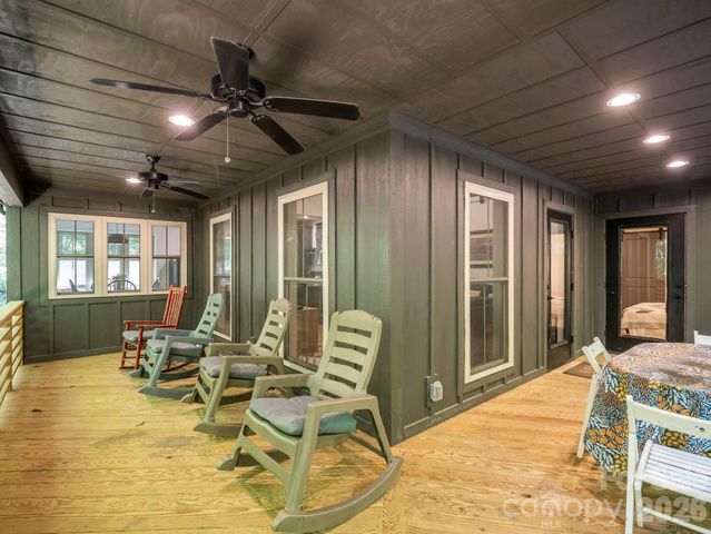 126 Swans Way W, Lake Lure, NC 28746