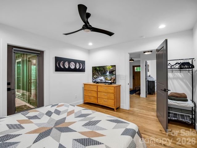 126 Swans Way W, Lake Lure, NC 28746