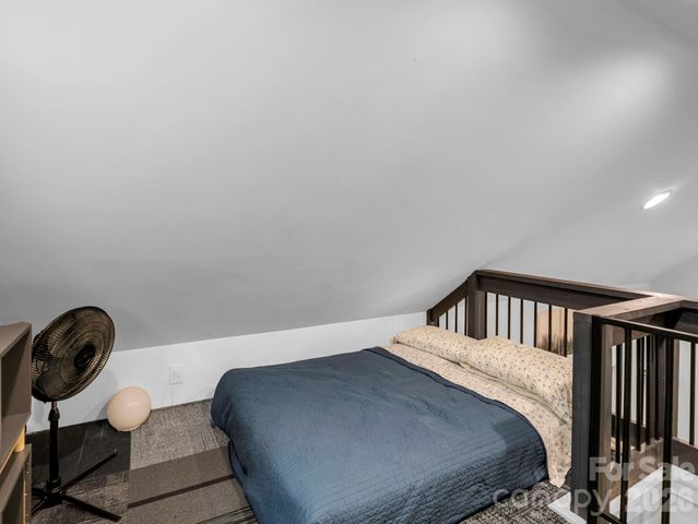 126 Swans Way W, Lake Lure, NC 28746