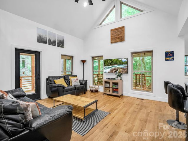 126 Swans Way W, Lake Lure, NC 28746