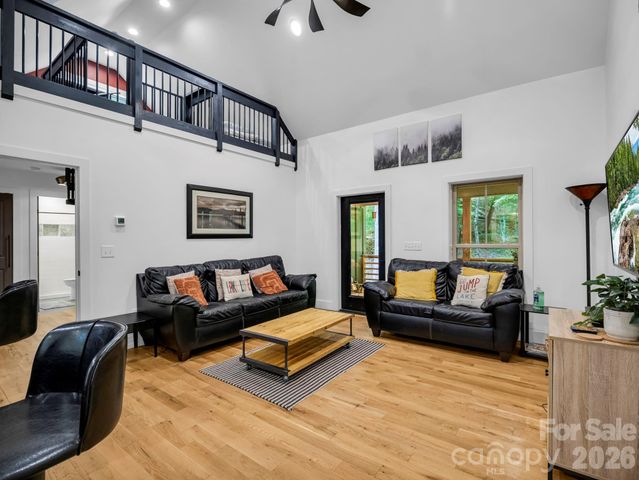 126 Swans Way W, Lake Lure, NC 28746
