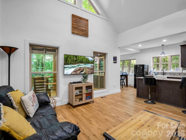 126 Swans Way W, Lake Lure, NC 28746