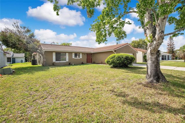 10853 WILLIAM AND MARY COURT, Orlando, FL 32821