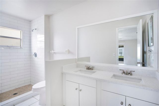 10853 WILLIAM AND MARY COURT, Orlando, FL 32821