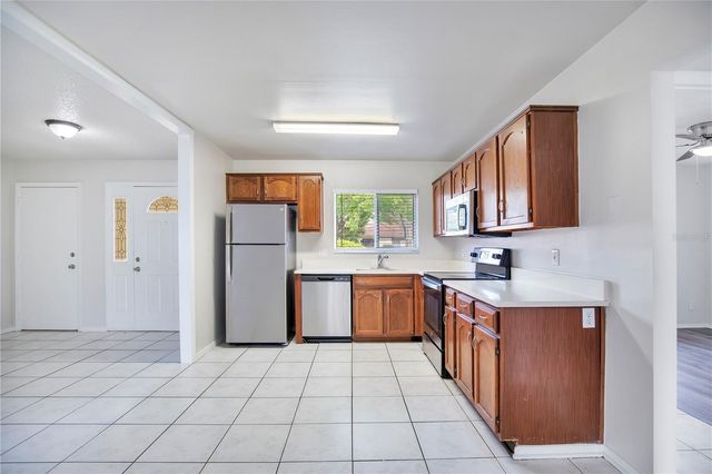 10853 WILLIAM AND MARY COURT, Orlando, FL 32821