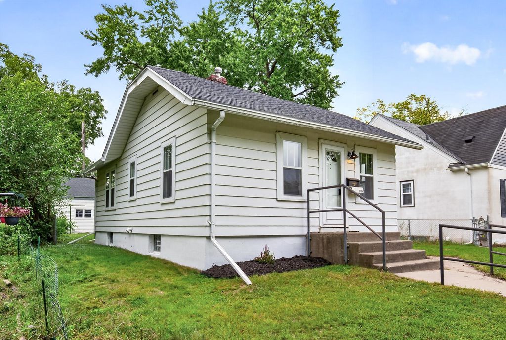 5729 43rd Avenue S, Minneapolis, MN 55417 — exterior