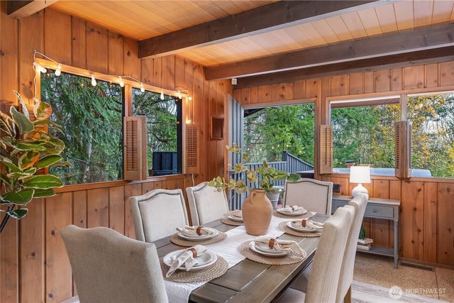 16521 NE 1st Place, Bellevue, WA 98008