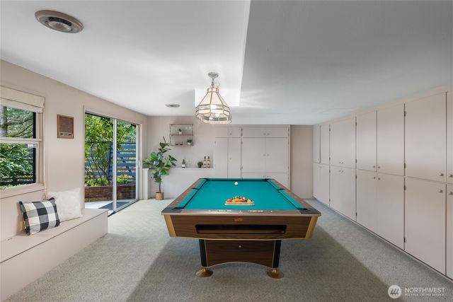 16521 NE 1st Place, Bellevue, WA 98008