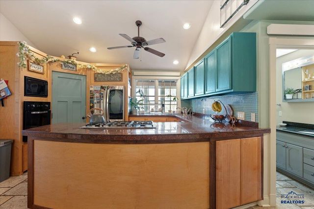 915 MAPLE, Whitewood, SD 57793