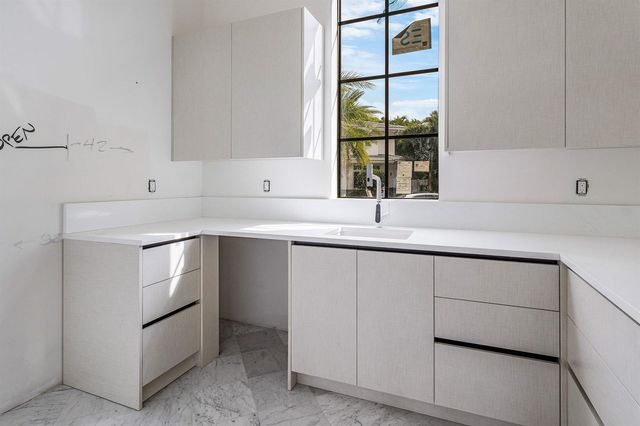 298 NE 8th Street, Boca Raton, FL 33432
