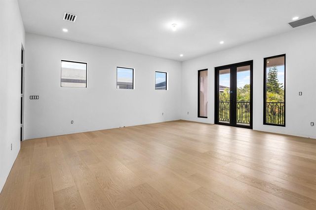 298 NE 8th Street, Boca Raton, FL 33432