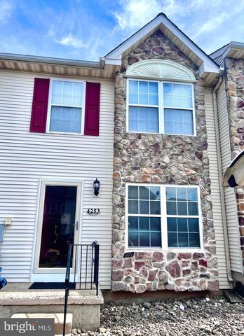 4253 RED OAK CT, Collegeville, PA 19426