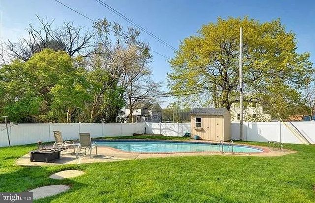 46 WAYFIELD RD, Springfield, PA 19064