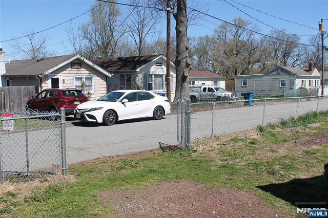 235 Alpine Way, South Amboy, NJ 08879