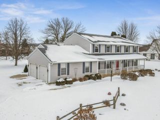 909 Country Club LANE, Fond Du Lac, WI 54935