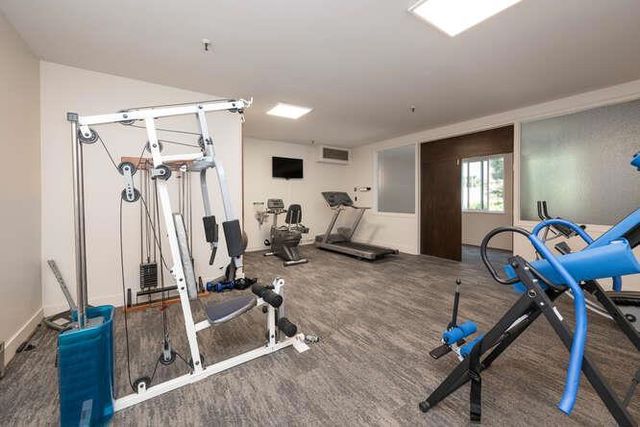 1515 Floribunda Avenue 309, Burlingame, CA 94010